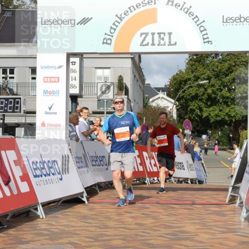 25.08.2024 - 20. Blankeneser Heldenlauf Strokosch-Dieckow http://msf.ph/oto/6825241 25.08.2024 09:52:56 Ziel 183, 248, 263, 267 meine-sportfotos.de