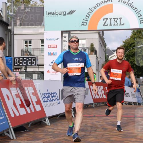 25.08.2024 - 20. Blankeneser Heldenlauf Strokosch-Dieckow http://msf.ph/oto/6825387 25.08.2024 09:52:58 Ziel 183, 224, 248, 263, 267 meine-sportfotos.de
