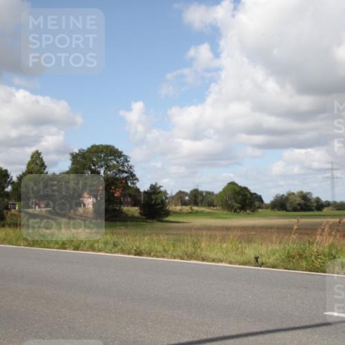25.08.2024 - Elbe Triathlon Hamburg Fuchs,  Jonas http://msf.ph/oto/6825438 25.08.2024 11:49:53 Radfahren  meine-sportfotos.de