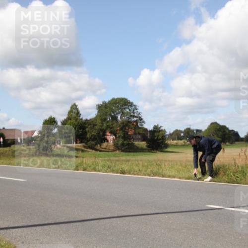25.08.2024 - Elbe Triathlon Hamburg Fuchs,  Jonas http://msf.ph/oto/6825446 25.08.2024 11:48:33 Radfahren  meine-sportfotos.de
