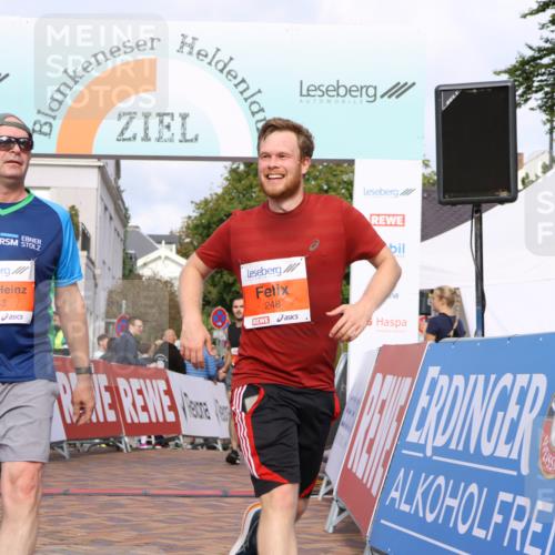 25.08.2024 - 20. Blankeneser Heldenlauf Strokosch-Dieckow http://msf.ph/oto/6825465 25.08.2024 09:52:59 Ziel 183, 224, 248, 263, 267 meine-sportfotos.de