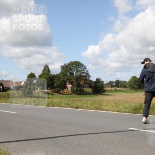 25.08.2024 - Elbe Triathlon Hamburg Fuchs,  Jonas http://msf.ph/oto/6825490 25.08.2024 11:47:41 Radfahren  meine-sportfotos.de