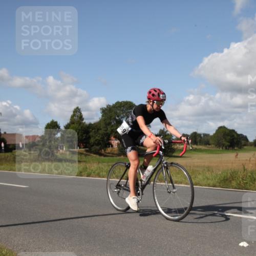 25.08.2024 - Elbe Triathlon Hamburg Fuchs,  Jonas http://msf.ph/oto/6825671 25.08.2024 11:24:29 Radfahren 1621, 1660, 1511, 1659 meine-sportfotos.de