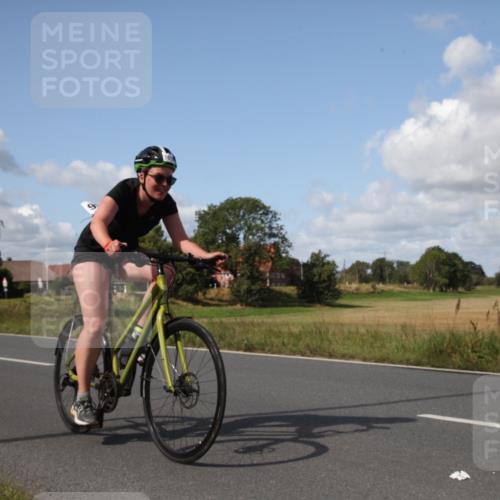25.08.2024 - Elbe Triathlon Hamburg Fuchs,  Jonas http://msf.ph/oto/6825700 25.08.2024 11:23:15 Radfahren 1662, 1613, 1688, 1636, 1540 meine-sportfotos.de