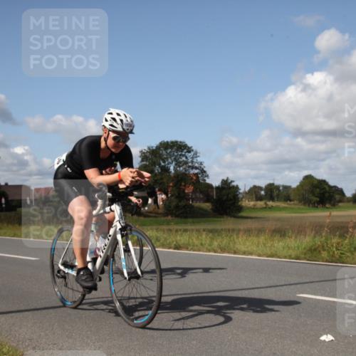 25.08.2024 - Elbe Triathlon Hamburg Fuchs,  Jonas http://msf.ph/oto/6825713 25.08.2024 11:23:05 Radfahren 1656, 1693 meine-sportfotos.de