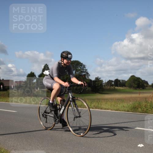 25.08.2024 - Elbe Triathlon Hamburg Fuchs,  Jonas http://msf.ph/oto/6825726 25.08.2024 11:22:40 Radfahren 1667, 1696, 1679, 1612 meine-sportfotos.de