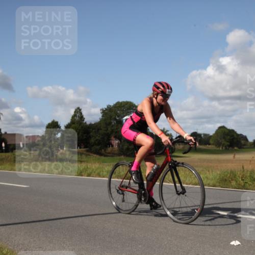 25.08.2024 - Elbe Triathlon Hamburg Fuchs,  Jonas http://msf.ph/oto/6825730 25.08.2024 11:22:38 Radfahren 1601, 1667, 1696, 1679, 1612 meine-sportfotos.de