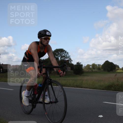 25.08.2024 - Elbe Triathlon Hamburg Fuchs,  Jonas http://msf.ph/oto/6825760 25.08.2024 11:21:03 Radfahren 1608 meine-sportfotos.de