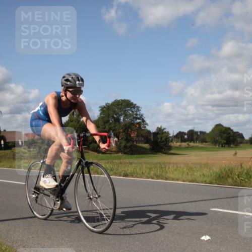 25.08.2024 - Elbe Triathlon Hamburg Fuchs,  Jonas http://msf.ph/oto/6825800 25.08.2024 11:19:39 Radfahren 1705, 1682, 1678, 1685, 1628 meine-sportfotos.de