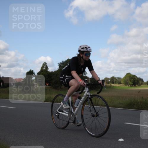 25.08.2024 - Elbe Triathlon Hamburg Fuchs,  Jonas http://msf.ph/oto/6825806 25.08.2024 11:19:17 Radfahren 1654 meine-sportfotos.de