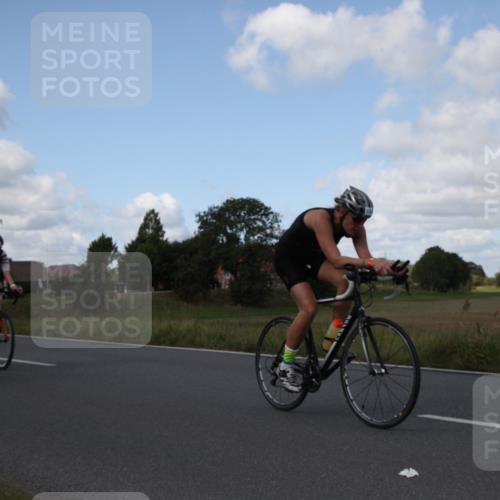 25.08.2024 - Elbe Triathlon Hamburg Fuchs,  Jonas http://msf.ph/oto/6825815 25.08.2024 11:19:00 Radfahren 1686, 1704, 1701, 1584 meine-sportfotos.de