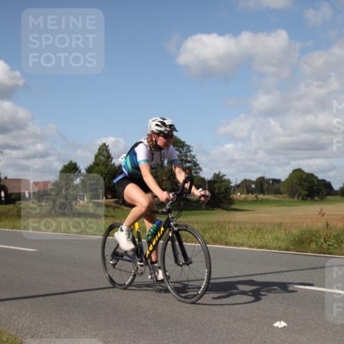 25.08.2024 - Elbe Triathlon Hamburg Fuchs,  Jonas http://msf.ph/oto/6825833 25.08.2024 11:18:07 Radfahren 1594, 1710, 1637 meine-sportfotos.de