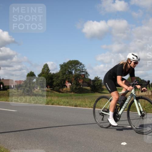 25.08.2024 - Elbe Triathlon Hamburg Fuchs,  Jonas http://msf.ph/oto/6825847 25.08.2024 11:17:39 Radfahren 1646, 1583 meine-sportfotos.de