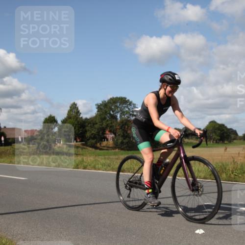 25.08.2024 - Elbe Triathlon Hamburg Fuchs,  Jonas http://msf.ph/oto/6825854 25.08.2024 11:17:30 Radfahren 1699, 1687 meine-sportfotos.de