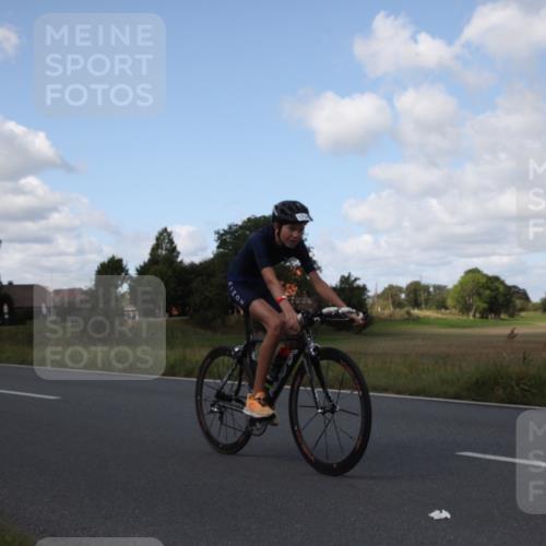 25.08.2024 - Elbe Triathlon Hamburg Fuchs,  Jonas http://msf.ph/oto/6825868 25.08.2024 11:17:04 Radfahren 1610, 1714, 1658, 1580 meine-sportfotos.de