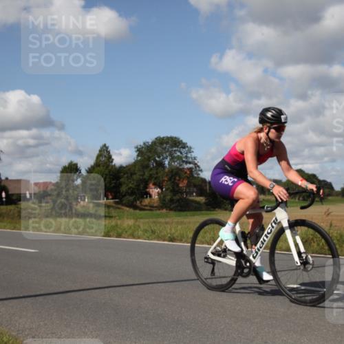 25.08.2024 - Elbe Triathlon Hamburg Fuchs,  Jonas http://msf.ph/oto/6825907 25.08.2024 11:15:10 Radfahren 1630, 1567 meine-sportfotos.de