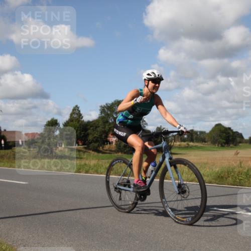 25.08.2024 - Elbe Triathlon Hamburg Fuchs,  Jonas http://msf.ph/oto/6825937 25.08.2024 11:14:17 Radfahren 1523, 1486 meine-sportfotos.de