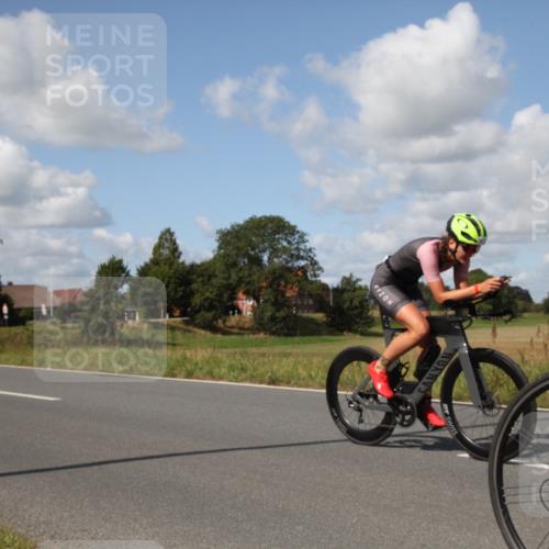 25.08.2024 - Elbe Triathlon Hamburg Fuchs,  Jonas http://msf.ph/oto/6825976 25.08.2024 11:12:41 Radfahren 1563, 1672, 1595, 1590, 1554, 1576 meine-sportfotos.de