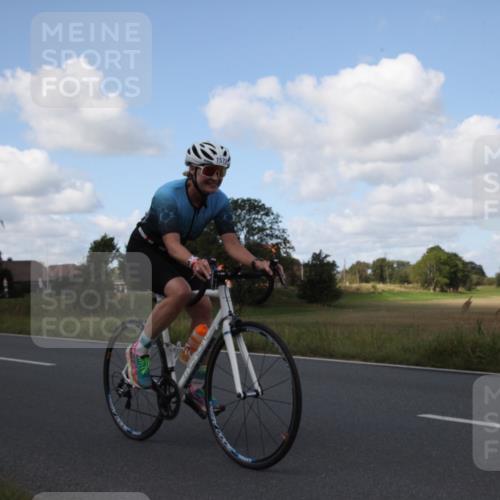 25.08.2024 - Elbe Triathlon Hamburg Fuchs,  Jonas http://msf.ph/oto/6825989 25.08.2024 11:11:48 Radfahren 1573 meine-sportfotos.de
