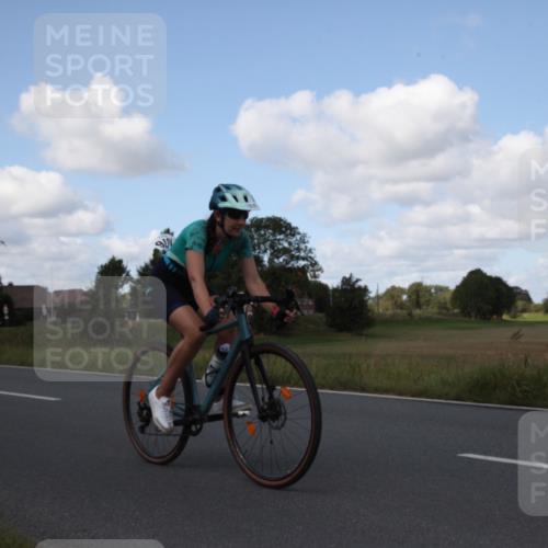 25.08.2024 - Elbe Triathlon Hamburg Fuchs,  Jonas http://msf.ph/oto/6825996 25.08.2024 11:11:28 Radfahren 1479, 1676 meine-sportfotos.de