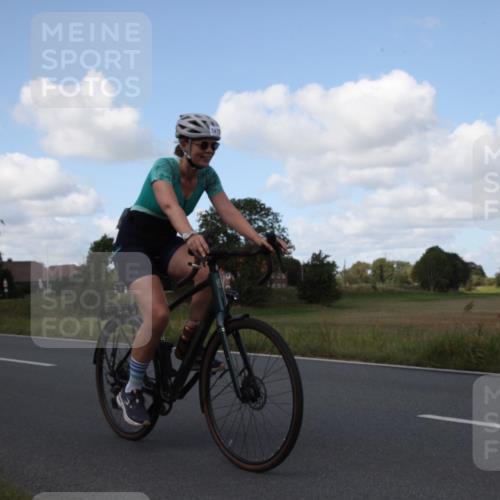 25.08.2024 - Elbe Triathlon Hamburg Fuchs,  Jonas http://msf.ph/oto/6826000 25.08.2024 11:11:25 Radfahren 1479, 1676 meine-sportfotos.de