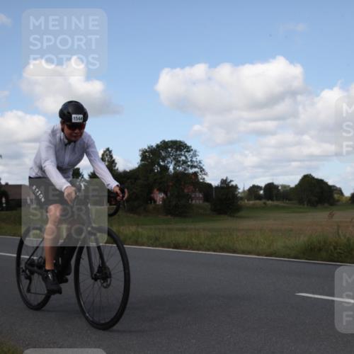 25.08.2024 - Elbe Triathlon Hamburg Fuchs,  Jonas http://msf.ph/oto/6826002 25.08.2024 11:11:09 Radfahren 1501, 1544 meine-sportfotos.de