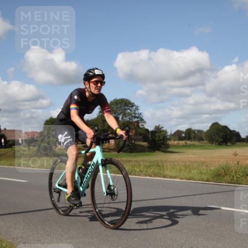 25.08.2024 - Elbe Triathlon Hamburg Fuchs,  Jonas http://msf.ph/oto/6826019 25.08.2024 11:10:46 Radfahren 1707, 1718, 1715, 1529, 791, 1597, 1556 meine-sportfotos.de