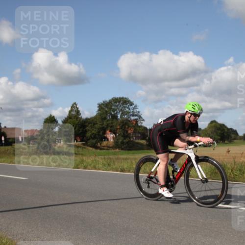 25.08.2024 - Elbe Triathlon Hamburg Fuchs,  Jonas http://msf.ph/oto/6826036 25.08.2024 11:10:25 Radfahren 1519, 1668, 1713, 1475, 1591, 1547, 1559 meine-sportfotos.de