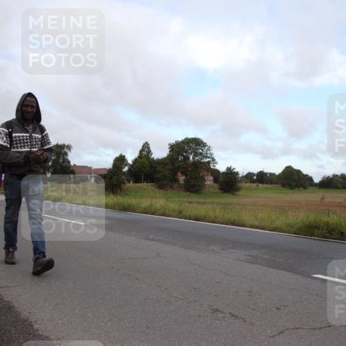25.08.2024 - Elbe Triathlon Hamburg Fuchs,  Jonas http://msf.ph/oto/6826061 25.08.2024 08:26:11 Radfahren  meine-sportfotos.de