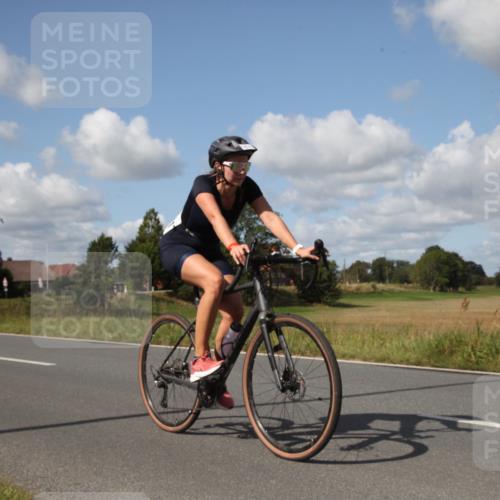 25.08.2024 - Elbe Triathlon Hamburg Fuchs,  Jonas http://msf.ph/oto/6826084 25.08.2024 11:09:59 Radfahren 1671, 1712, 1670, 1572, 1517, 1508 meine-sportfotos.de