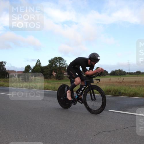 25.08.2024 - Elbe Triathlon Hamburg Fuchs,  Jonas http://msf.ph/oto/6826090 25.08.2024 08:35:25 Radfahren 47 meine-sportfotos.de
