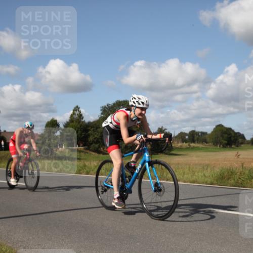 25.08.2024 - Elbe Triathlon Hamburg Fuchs,  Jonas http://msf.ph/oto/6826096 25.08.2024 11:09:39 Radfahren 1537, 1617, 1648, 1480 meine-sportfotos.de
