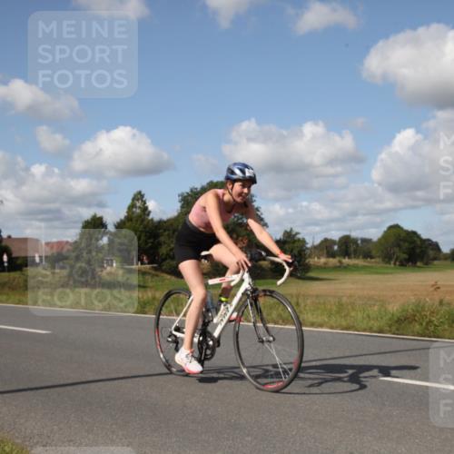 25.08.2024 - Elbe Triathlon Hamburg Fuchs,  Jonas http://msf.ph/oto/6826146 25.08.2024 11:08:43 Radfahren 1404, 1549, 1505, 1620 meine-sportfotos.de