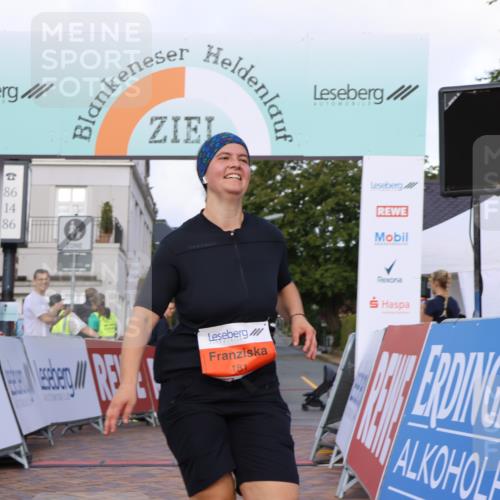 25.08.2024 - 20. Blankeneser Heldenlauf Strokosch-Dieckow http://msf.ph/oto/6826154 25.08.2024 09:53:38 Ziel 181 meine-sportfotos.de