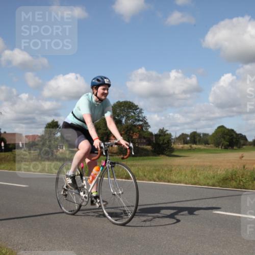 25.08.2024 - Elbe Triathlon Hamburg Fuchs,  Jonas http://msf.ph/oto/6826163 25.08.2024 11:08:29 Radfahren 1496, 1581, 1641 meine-sportfotos.de