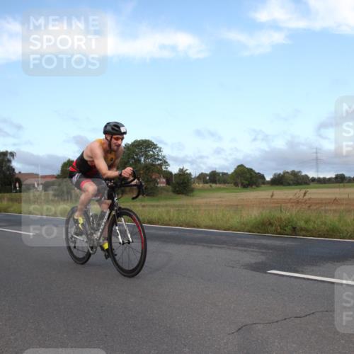 25.08.2024 - Elbe Triathlon Hamburg Fuchs,  Jonas http://msf.ph/oto/6826188 25.08.2024 08:41:24 Radfahren 91, 76, 99 meine-sportfotos.de