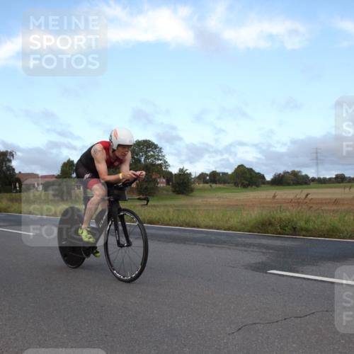 25.08.2024 - Elbe Triathlon Hamburg Fuchs,  Jonas http://msf.ph/oto/6826245 25.08.2024 08:43:17 Radfahren 35, 94, 64, 86, 33, 58 meine-sportfotos.de