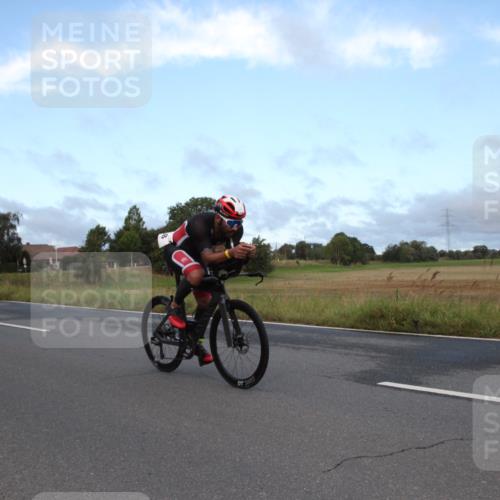 25.08.2024 - Elbe Triathlon Hamburg Fuchs,  Jonas http://msf.ph/oto/6826251 25.08.2024 08:43:23 Radfahren 33, 58 meine-sportfotos.de