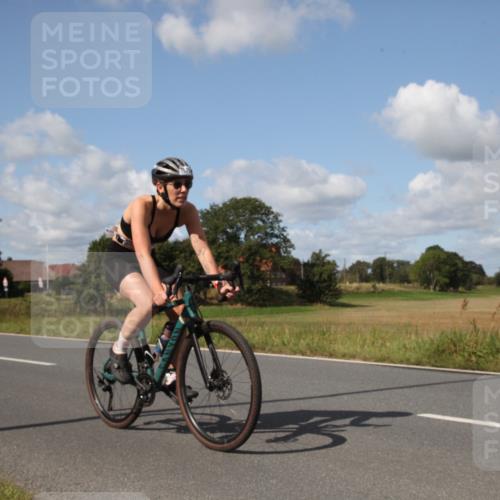 25.08.2024 - Elbe Triathlon Hamburg Fuchs,  Jonas http://msf.ph/oto/6826263 25.08.2024 11:06:34 Radfahren 1634, 1555, 1849, 1616, 1673, 1681, 1700 meine-sportfotos.de