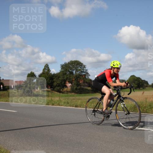 25.08.2024 - Elbe Triathlon Hamburg Fuchs,  Jonas http://msf.ph/oto/6826272 25.08.2024 11:06:30 Radfahren 1634, 1555, 1849, 1616, 1673 meine-sportfotos.de