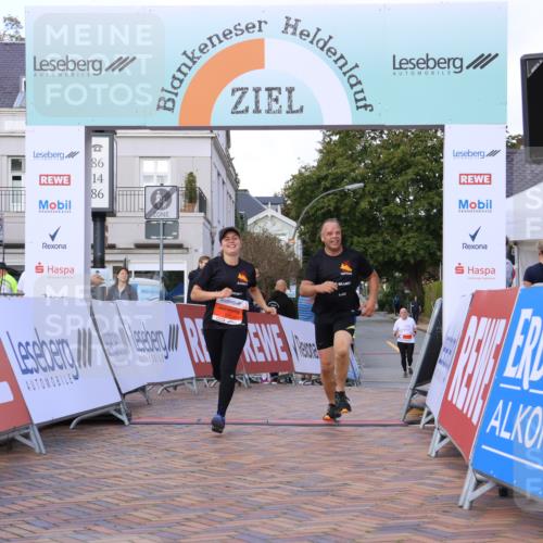 25.08.2024 - 20. Blankeneser Heldenlauf Strokosch-Dieckow http://msf.ph/oto/6826280 25.08.2024 09:54:22 Ziel 229, 230 meine-sportfotos.de