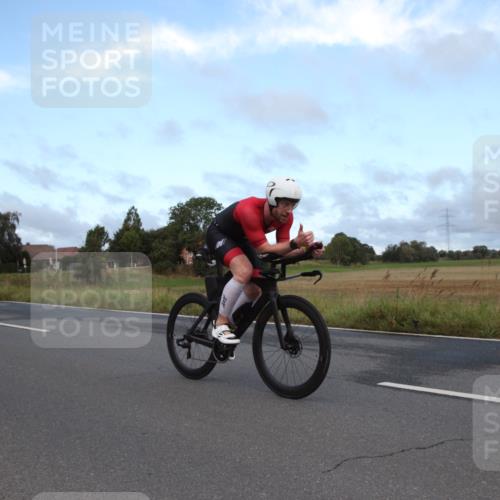 25.08.2024 - Elbe Triathlon Hamburg Fuchs,  Jonas http://msf.ph/oto/6826294 25.08.2024 08:44:48 Radfahren 87, 70, 43 meine-sportfotos.de