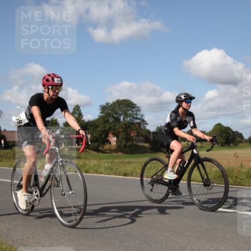 25.08.2024 - Elbe Triathlon Hamburg Fuchs,  Jonas http://msf.ph/oto/6826295 25.08.2024 11:05:59 Radfahren 1516, 1709, 1659, 1627, 1592 meine-sportfotos.de