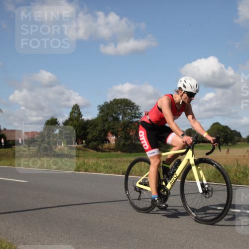 25.08.2024 - Elbe Triathlon Hamburg Fuchs,  Jonas http://msf.ph/oto/6826332 25.08.2024 11:05:21 Radfahren 1473 meine-sportfotos.de