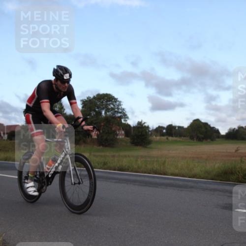 25.08.2024 - Elbe Triathlon Hamburg Fuchs,  Jonas http://msf.ph/oto/6826338 25.08.2024 08:46:28 Radfahren 59, 72, 63 meine-sportfotos.de