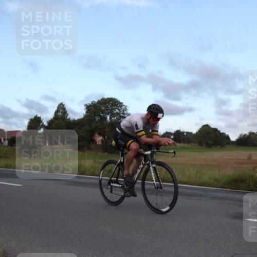 25.08.2024 - Elbe Triathlon Hamburg Fuchs,  Jonas http://msf.ph/oto/6826340 25.08.2024 08:46:29 Radfahren 59, 72, 63 meine-sportfotos.de