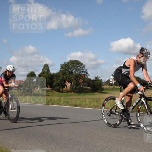 25.08.2024 - Elbe Triathlon Hamburg Fuchs,  Jonas http://msf.ph/oto/6826349 25.08.2024 11:04:57 Radfahren 1623, 1464, 1495, 1614 meine-sportfotos.de