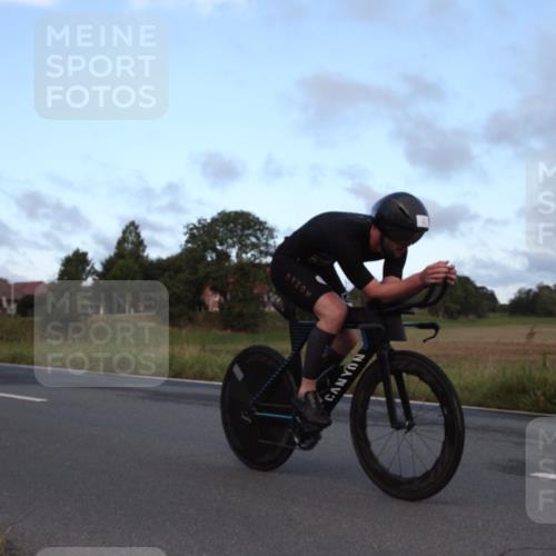 25.08.2024 - Elbe Triathlon Hamburg Fuchs,  Jonas http://msf.ph/oto/6826351 25.08.2024 08:47:35 Radfahren 47, 66 meine-sportfotos.de