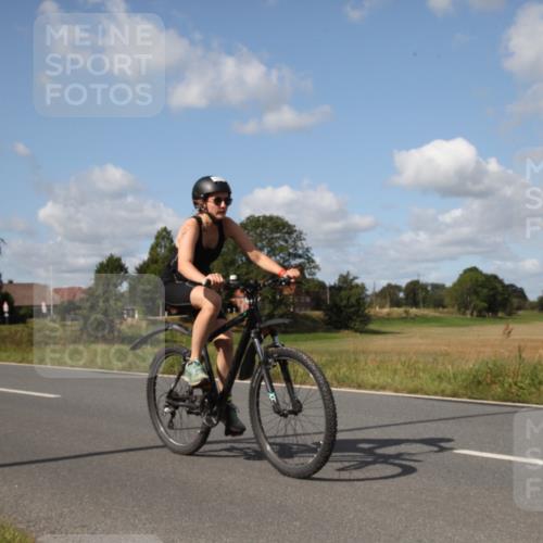 25.08.2024 - Elbe Triathlon Hamburg Fuchs,  Jonas http://msf.ph/oto/6826353 25.08.2024 11:04:52 Radfahren 1691, 1450, 1635, 1623, 1464, 1495 meine-sportfotos.de