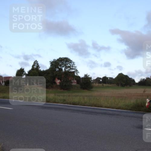 25.08.2024 - Elbe Triathlon Hamburg Fuchs,  Jonas http://msf.ph/oto/6826380 25.08.2024 08:49:41 Radfahren  meine-sportfotos.de